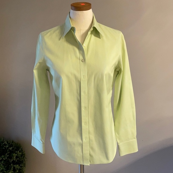 LANDS’ END women’s pin point Oxford shirt!! No iron needed.. Button down. Size 6 - Picture 1 of 8